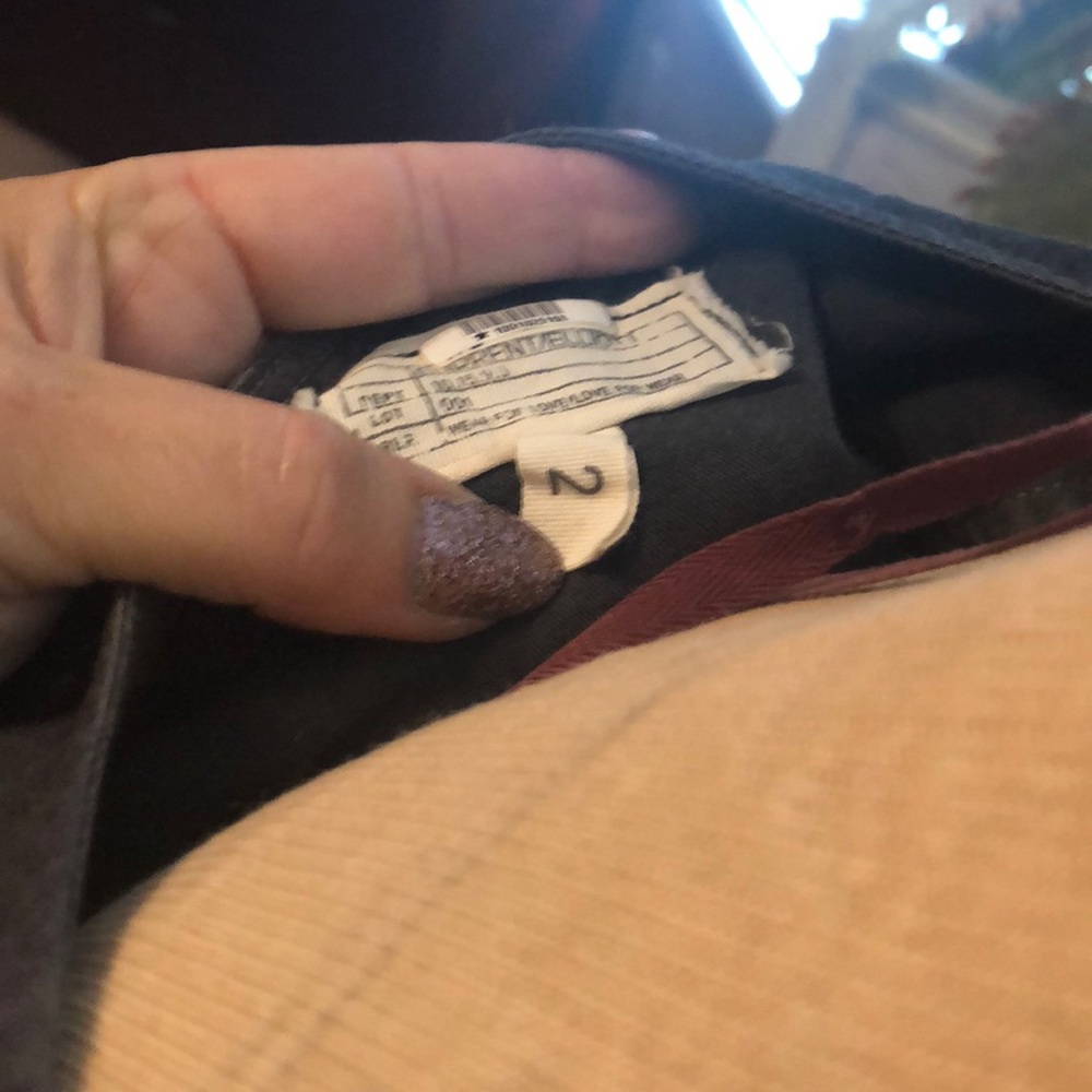 Current Elliott jumper. - Picture 4 of 5